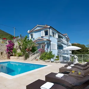 villa-bella-vista-apartments.in-istria.net/