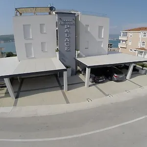 Exclusive Palace Apartment